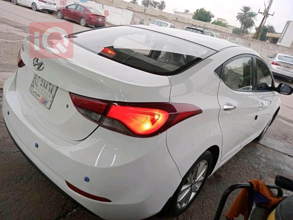 هيونداي النترا